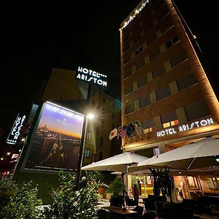 Hotel Ariston Milán Exterior foto